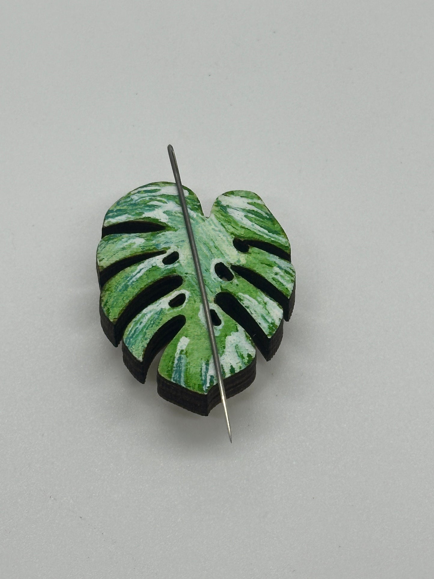 Monstera Leaf  Needle Minder - Embroidery | Cross Stitch | Needlepoint | Sewing